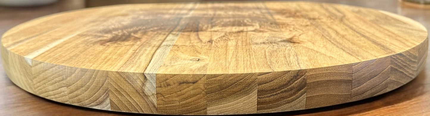 Grizzly Catching Fish Teak Charcuterie Board